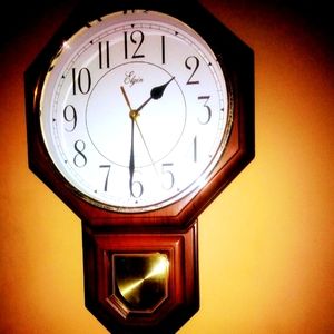 Vintage Elgin Chime Clock